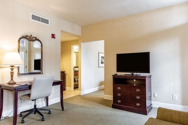 Hampton Inn & Suites Birmingham-Downtown-Tutwiler by null