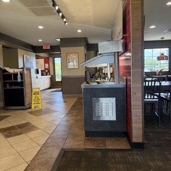 Pizza Hut - Salad bar - Pizza Near Me - Malone, New York