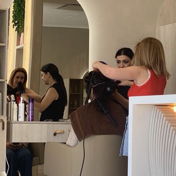 Blow Dry Lounge - 2 ladies working on my daughter's hair. Excellent work and service - Blow Dry/Out Services Near Me - La Crescenta, California Blow Dry Lounge - 2 ladies working on my daughter's hair. Excellent work and service - Blow Dry/Out Services Near Me - La Crescenta, California
