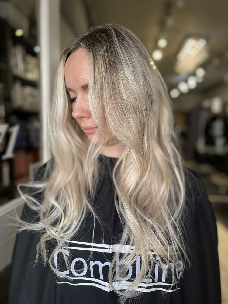 ML Hair Studio Logo