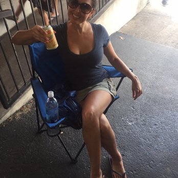 Franklin Barbecue - After 3 hours, still in line - Barbeque Near Me - Austin, Texas
