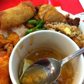 Golden Dragon Buffet - Hot and sour soup was tasty. - Buffets Near Me - Morristown, Tennessee