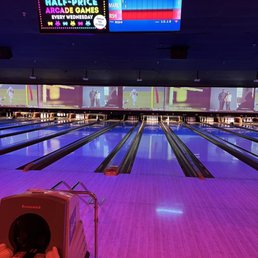 Bowling Station 10