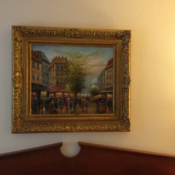 Western Inn - Lovely art work. - Hotels Near Me - Atlanta, Georgia
