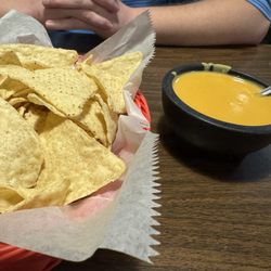 Romeo's Mexican Food & Pizza - Chips and cheese