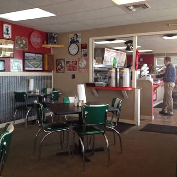 Randy's BBQ - Inside dining and counter area - Barbeque Near Me - New Boston, Texas Randy's BBQ - Inside dining and counter area - Barbeque Near Me - New Boston, Texas