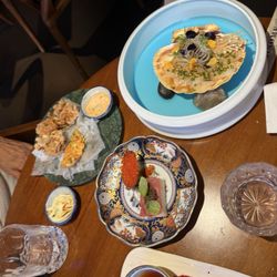 Kinome - Steam kammusling, ikura & tuna oshizushi