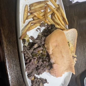 Dave & Buster's Milpitas - San Jose - their bread was soggy and the meat wasn't that great - Arcades Near Me - Milpitas, California