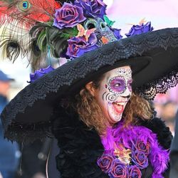 I Make Faces - Catrina makeup