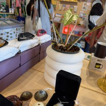 Small Kine Gift - Bookstores Near Me - Honolulu, Hawaii Small Kine Gift - Bookstores Near Me - Honolulu, Hawaii