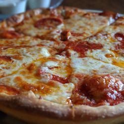 Christo's Family Restaurant - Mmm pizza