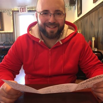 Yankee Smokehouse - My fiancé LOVES it here! - Smokehouse Near Me - West Ossipee, New Hampshire