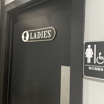 Pauline’s - Ladies room - Southern Near Me - Orangeburg, South Carolina Pauline’s - Ladies room - Southern Near Me - Orangeburg, South Carolina