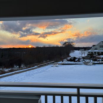 Inn by the Sea - Winter sunset views - Hotels Near Me - Cape Elizabeth, Maine Inn by the Sea - Winter sunset views - Hotels Near Me - Cape Elizabeth, Maine
