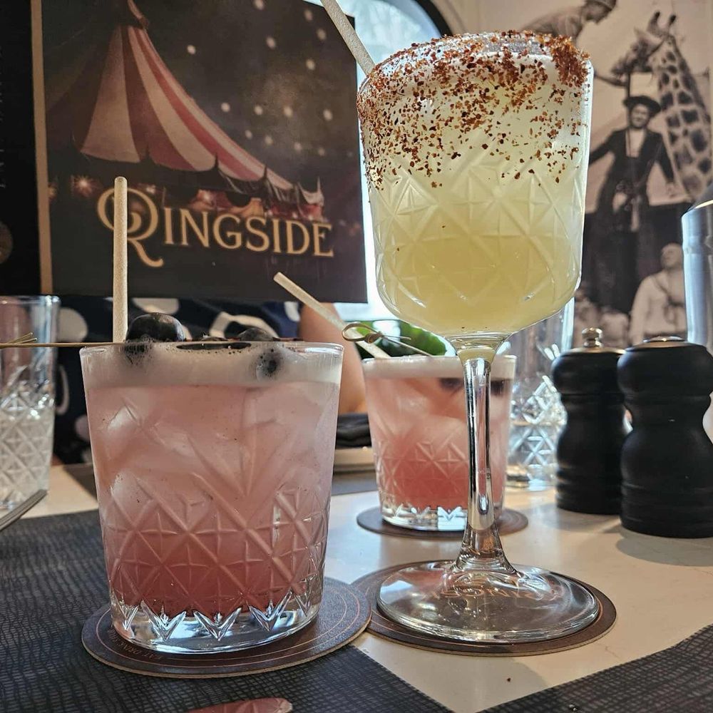 Cocktails Cocktails