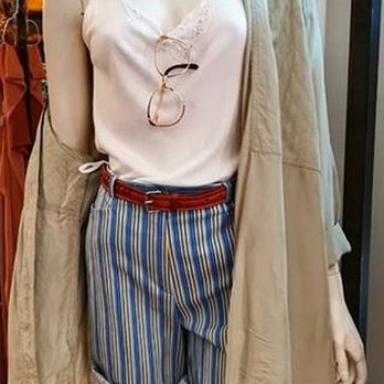 Vintage Berlin - Used, Vintage & Consignment Near Me - Berlin, BE Vintage Berlin - Used, Vintage & Consignment Near Me - Berlin, BE