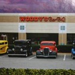 Woody's Bar-B-Q