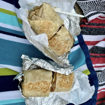 Lily's Malibu - Machaca Burrito Bacon breakfast buritto - Large - Burgers Near Me - Malibu, California Lily's Malibu - Machaca Burrito Bacon breakfast buritto - Large - Burgers Near Me - Malibu, California