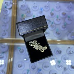 LA Center Jewelry - Great quality and great service.