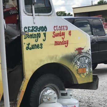 El Sabor Mexican - the side of a food truck - Mexican Near Me - Perry, Iowa El Sabor Mexican - the side of a food truck - Mexican Near Me - Perry, Iowa