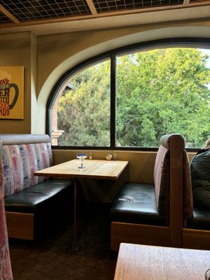 Oak Creek Brewery and Grill by null