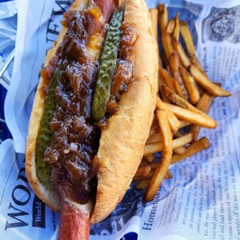 Fish and Crab Shack - "I Don't Like Fish" hot dog with extra onion -Way better than the crab sandwich. - Seafood Near Me - Port Angeles, Washington
