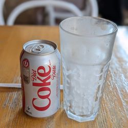 Hokkaido Ramen Santouka - Diet Coke and a chilled glass with ice