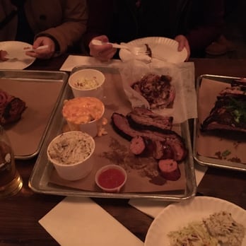 Hometown Bar-B-Que - Noms - Barbeque Near Me - Brooklyn, New York