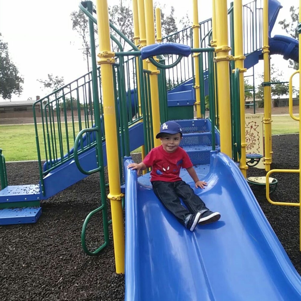 Gladstone Park - Not a deep drop - Parks Near Me - Glendora, California Gladstone Park - Not a deep drop - Parks Near Me - Glendora, California