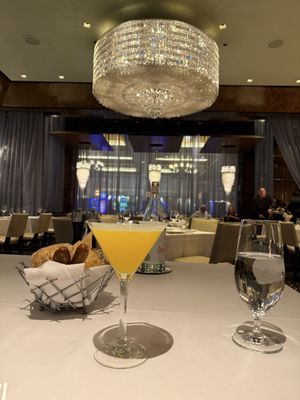 Hank's Fine Steaks & Martinis by null