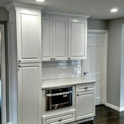 Relyonus Home Repair - Floor to ceiling cabinetry w/crown! Microwave base insert, quartz top, subway back spalsh!