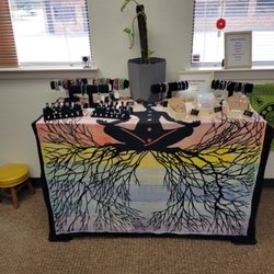 UnCoven - Jewelry table