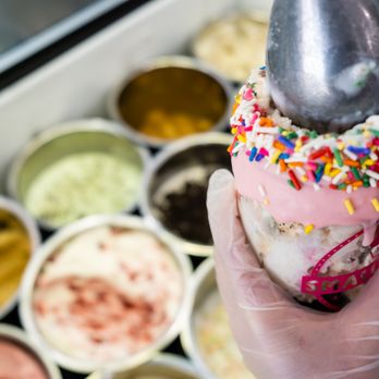 Smallcakes Cupcakery & Creamery - Temple - Bakery - Cupcakes Near Me - Temple, Texas