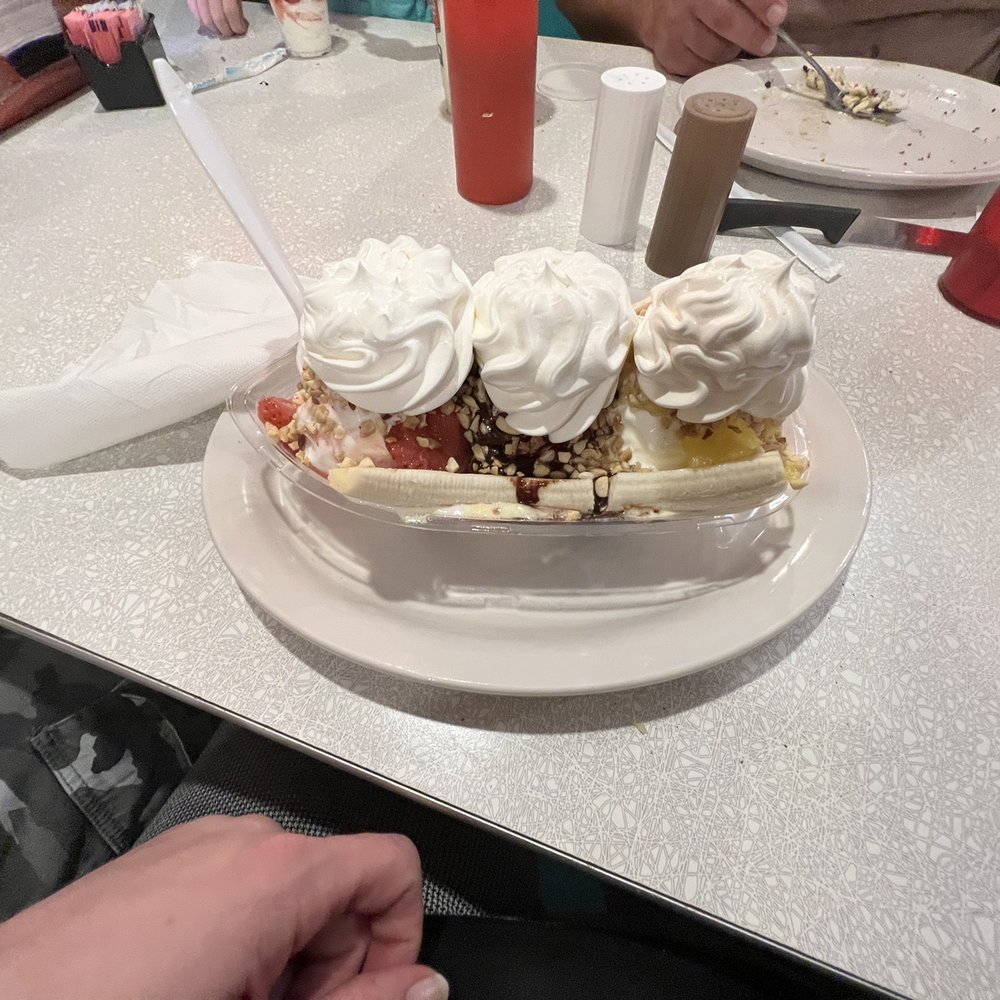 Andy's Igloo - Awesome Burgers and Ice Cream! - American Near Me - Winter Haven, Florida Andy's Igloo - Awesome Burgers and Ice Cream! - American Near Me - Winter Haven, Florida