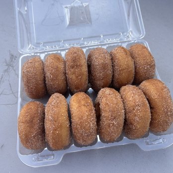 Honey Hill Orchard - Apple cider donuts - Fruits & Veggies Near Me - Waterman, Illinois Honey Hill Orchard - Apple cider donuts - Fruits & Veggies Near Me - Waterman, Illinois