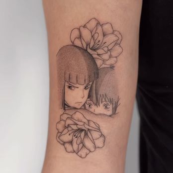 Crispy Aura Fine Line Tattoos - Tattoo post from Jess' instagram @it_yethicca - Tattoo Near Me - Chicago, Illinois Crispy Aura Fine Line Tattoos - Tattoo post from Jess' instagram @it_yethicca - Tattoo Near Me - Chicago, Illinois