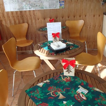 Old World Polish Deli - Sit down deli dinning area - Delis Near Me - Pompano Beach, Florida Old World Polish Deli - Sit down deli dinning area - Delis Near Me - Pompano Beach, Florida