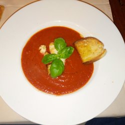 Ristorante Pizzeria Roma - Wirklich die beste Meeresfrüchte Pizza die ich im Leben gegessen habe.... Auch die Tomatensuppe war super.  Alles mit frischen Zutaten