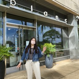 Exterior photo of Salon Blanc - Honolulu, Hawaii Exterior photo of Salon Blanc - Honolulu, Hawaii