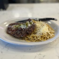 Salaryman Toco Hills - Steak with garlic noodles