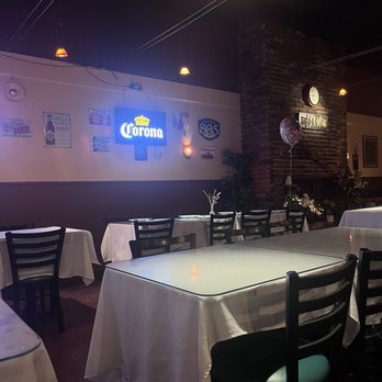 The Original Khun Dang Thai Restaurant - Thai Near Me - Van Nuys, California
