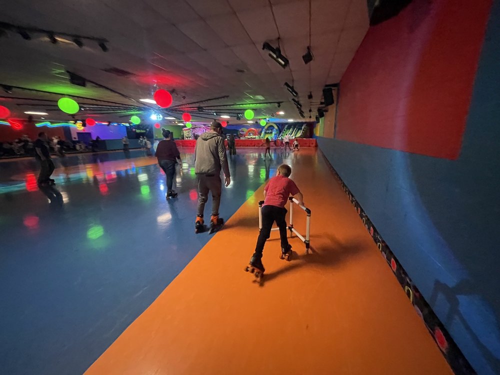 CHEAP SKATE Updated September 2024 27 Photos & 27 Reviews 3075