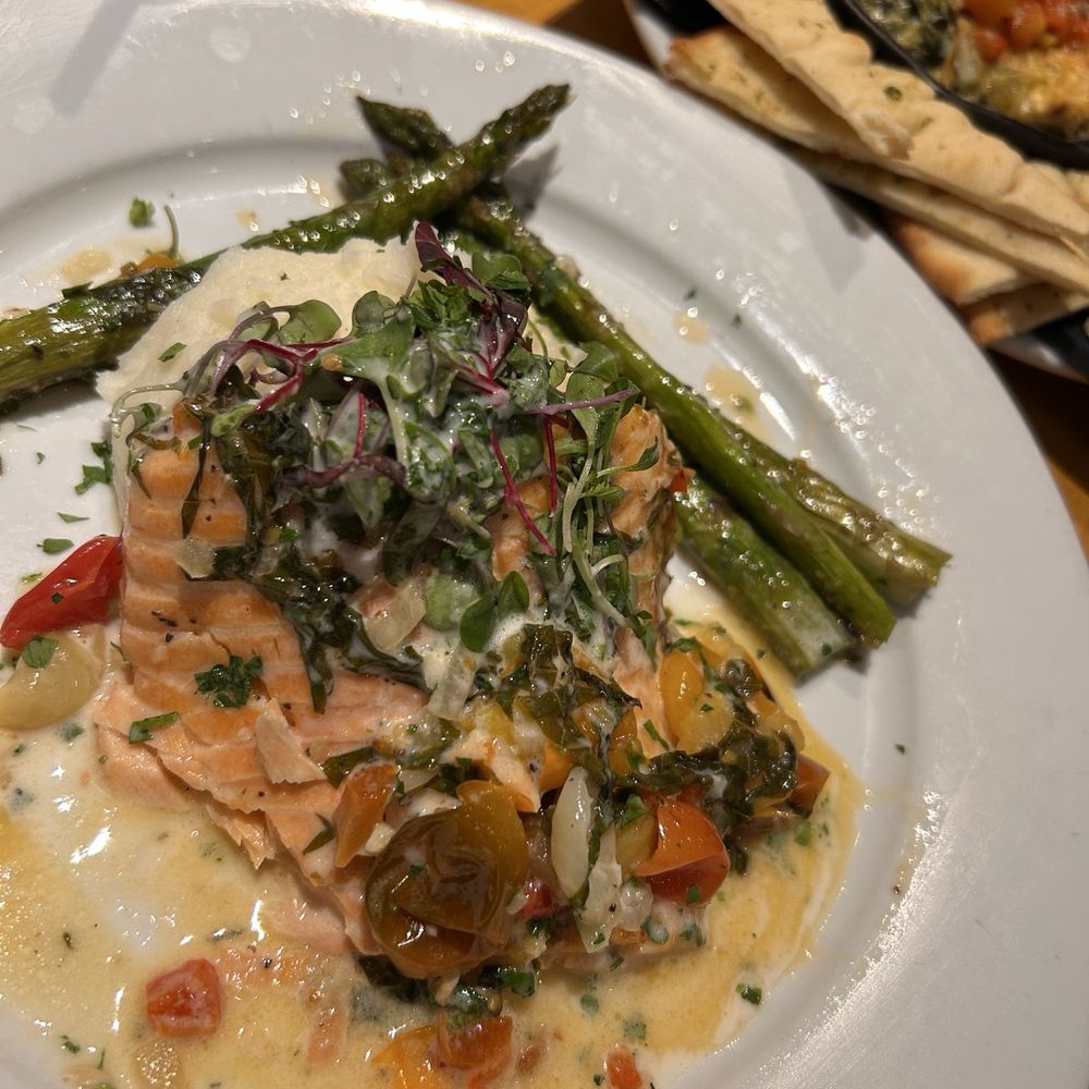 Paul Martin's American Grill Irvine Spectrum - New American Near Me - Irvine, California