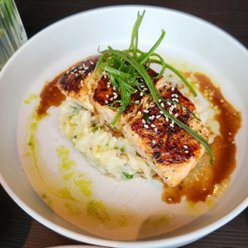 Sugar Cafe Lounge - Miso Glazed Salmon w/ Seafood Mushroom Risotto - Lounges Near Me - Richmond Hill, Ontario