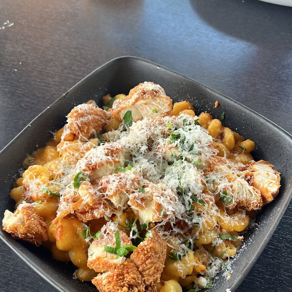 Fork & Hen - Fried Chicken Mac & Cheese - Soul Food Near Me - Sarasota, Florida Fork & Hen - Fried Chicken Mac & Cheese - Soul Food Near Me - Sarasota, Florida