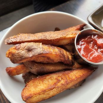 Bosscat Kitchen & Libations - Fries - Bars Near Me - Orange, California Bosscat Kitchen & Libations - Fries - Bars Near Me - Orange, California