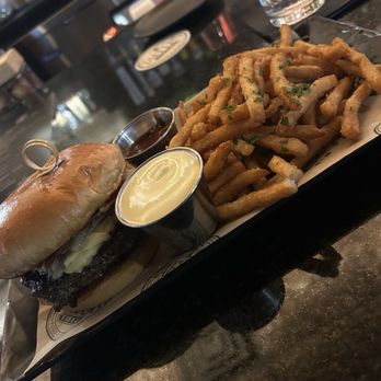 Taffer’s Tavern Orlando - Wine Bars Near Me - Orlando, Florida