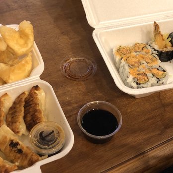 Lu's Sushi & Chinese - Gyoza, Crab Rangoon, Spicy Salmon Roll, and Shrimp Tempura Roll - Sushi Bars Near Me - Wheaton, Illinois