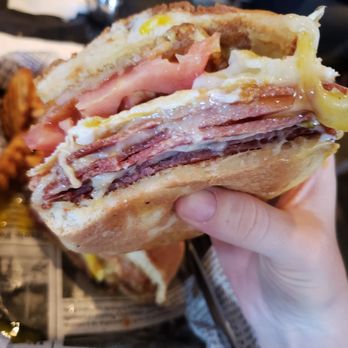 The Committed Pig - Love pork roll - Breakfast & Brunch Near Me - Manasquan, New Jersey