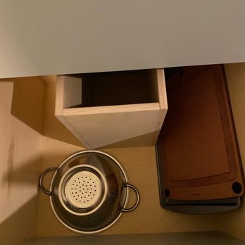 BentoLiving Chestnut Hill - Cutting board. - Apartments Near Me - Nashville, Tennessee